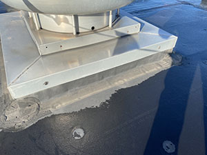 Rubber Roof Repair1